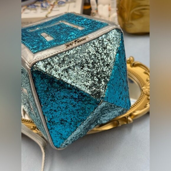 🆕 BETSEY JOHNSON 🧿 NWOT Mazel Light Up Dreidel Crossbody - Blue Glitter Kitsch - Picture 7 of 16